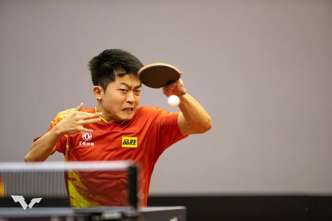 截击还是底 截击还是底