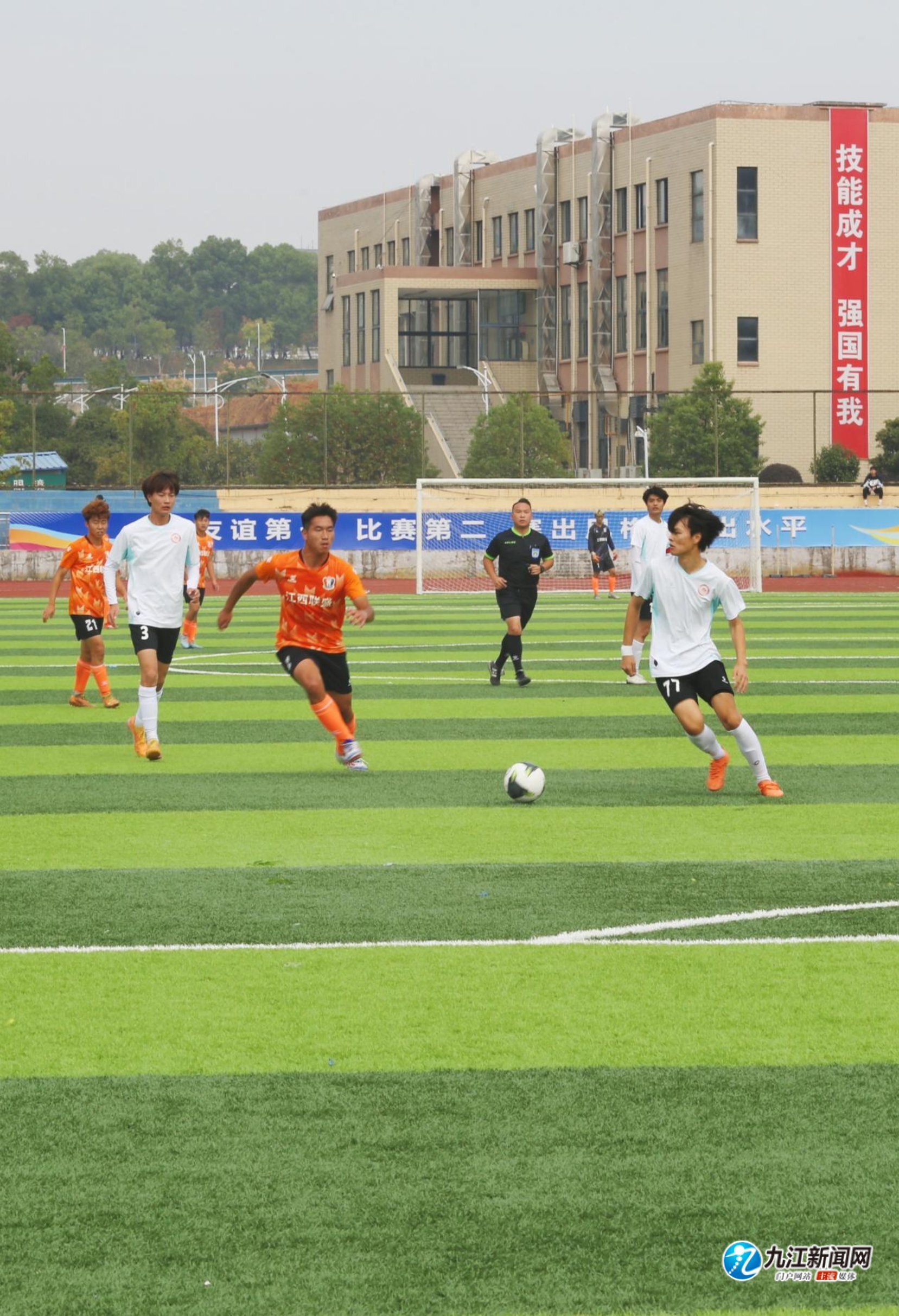 新援人选浮 新援人选浮